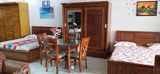 Wood Style Interior Designer