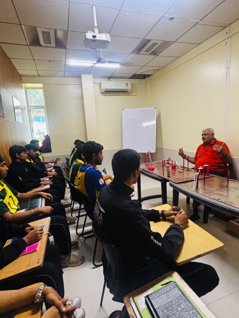 Yoddhaa Defence Institute conducting SSB preparation class with practical task explanations