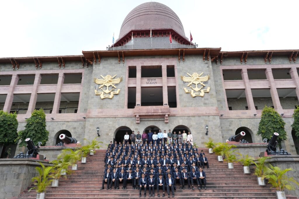 Group visit organised by Yoddhaa Defence Institute for defence awareness