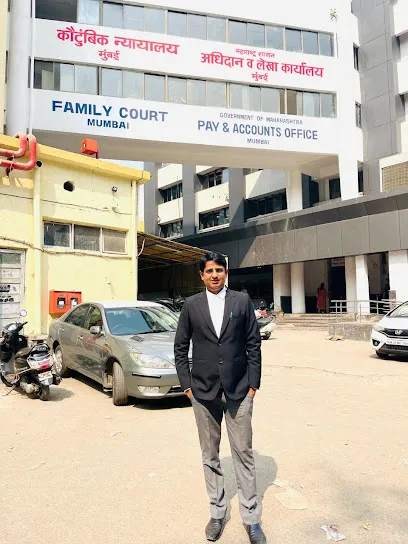 Advocate Rajiv Rajpurohit: Leading Divorce lawyer in Pune