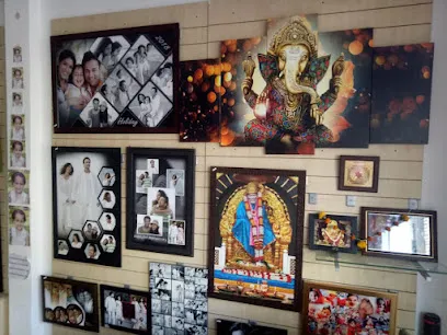 Photo prints & Premium wall photo frame shop in Hinjewadi Pune.